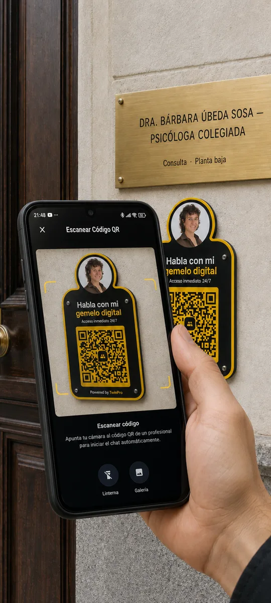 Un cliente escanea el código QR del TwinP en la fachada del negocio